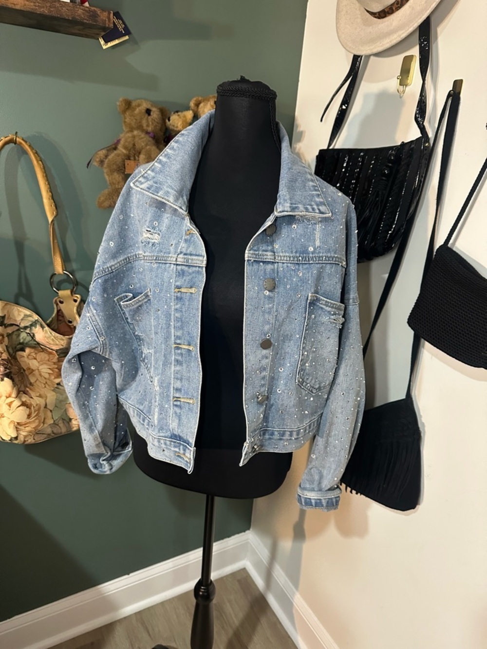 Paint The Town Rhinestone Denim Jacket Size M Drop Shoulder Crystal Studs